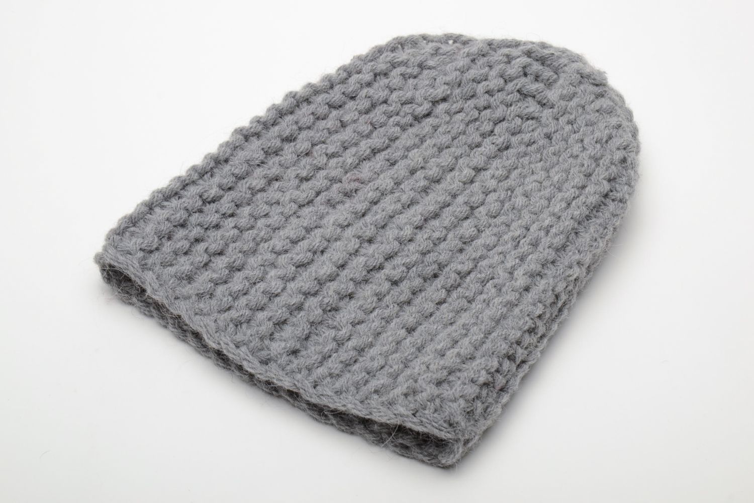 Bonnet tricoté en laine gris fait main photo 3