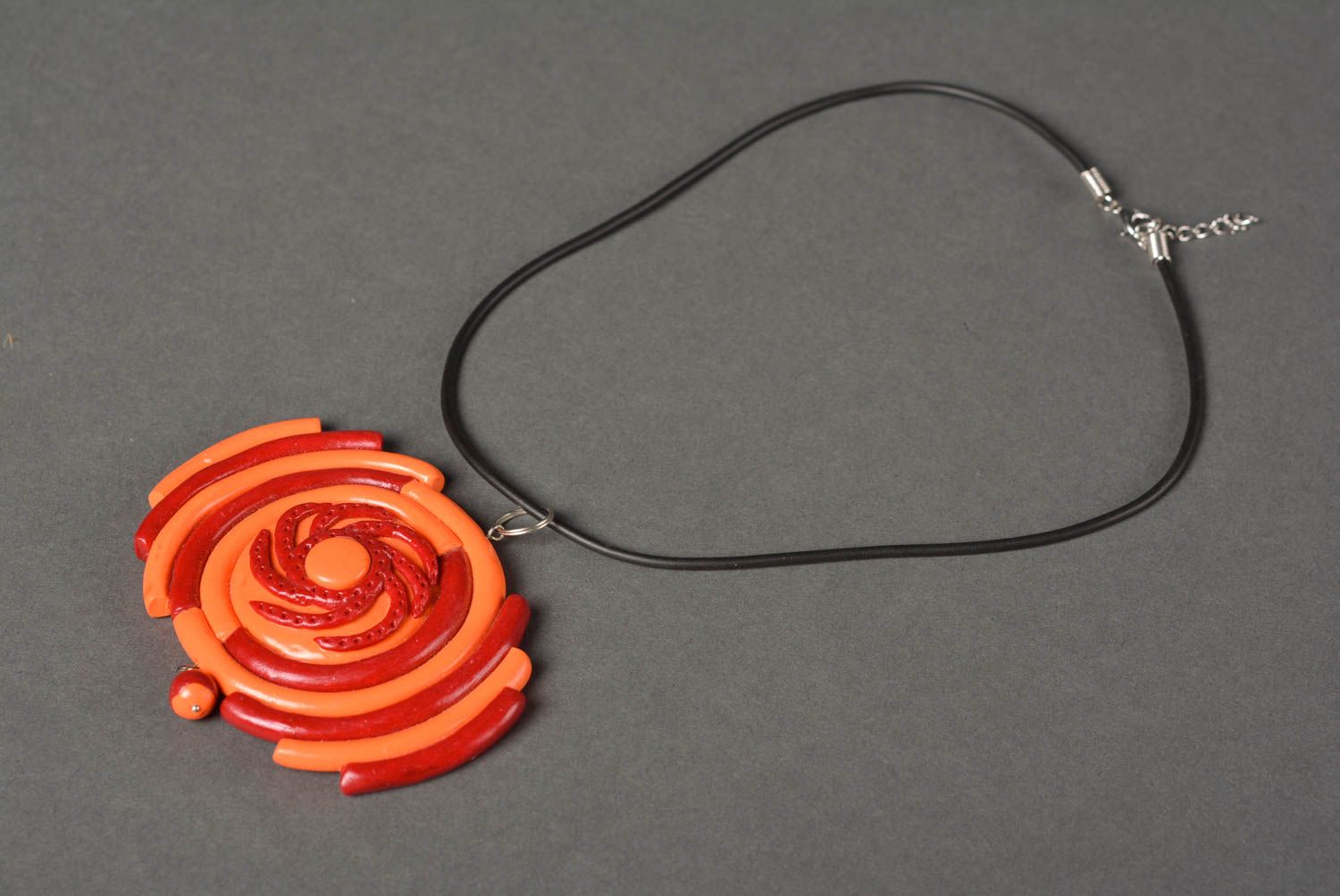 Beautiful handmade plastic pendant neck pendant design cool jewelry gift ideas photo 4