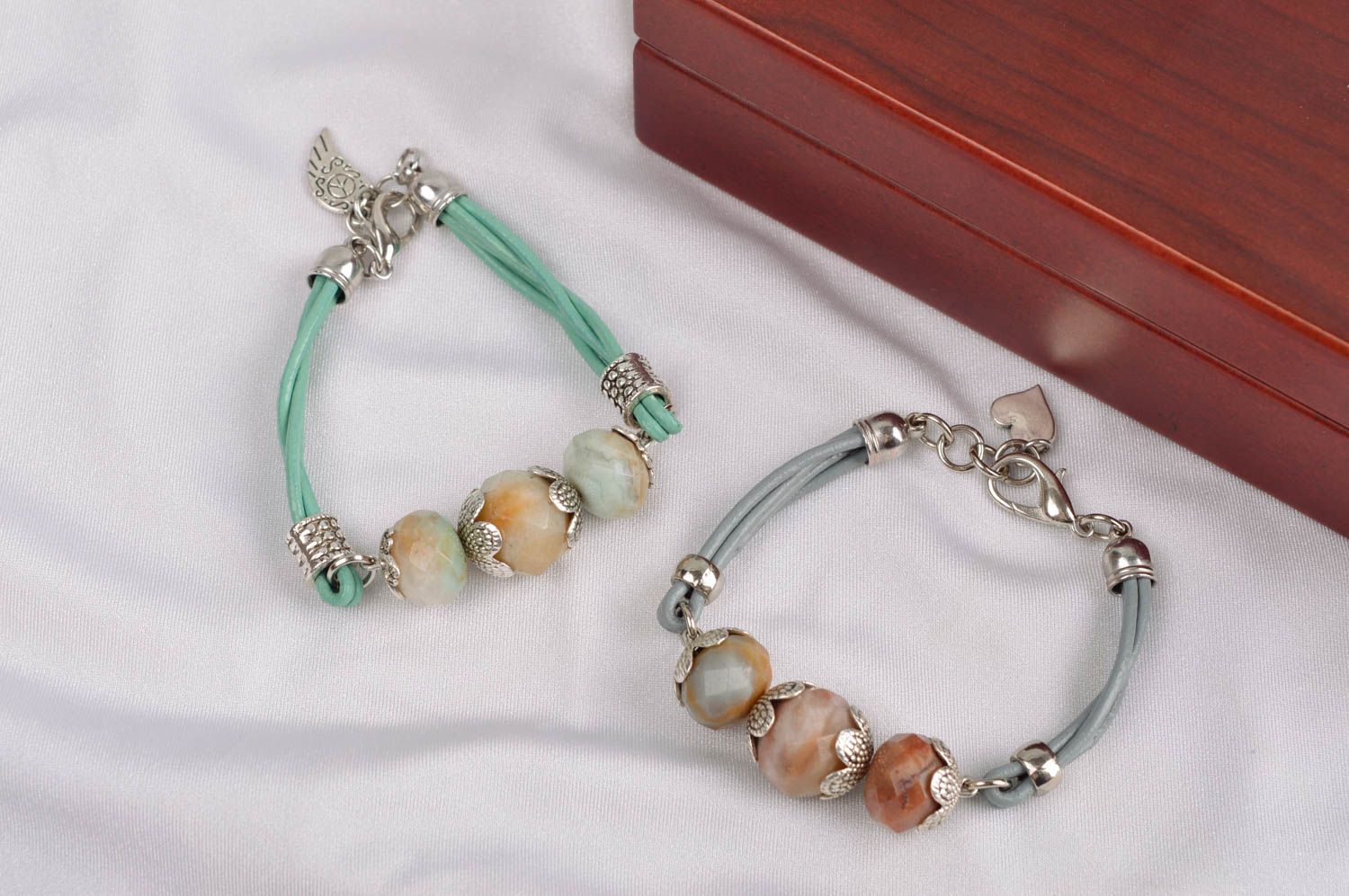 Handmade gemstone bracelet leather bracelet beaded bracelet designs gift ideas photo 1