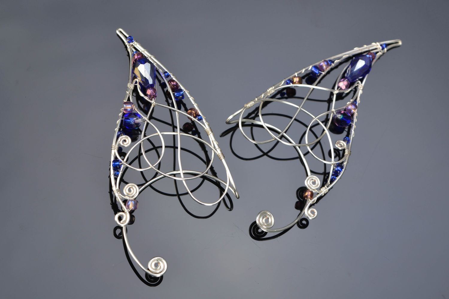 Boucles d'oreilles cuff en fil de fer et cristal Elfiques photo 1