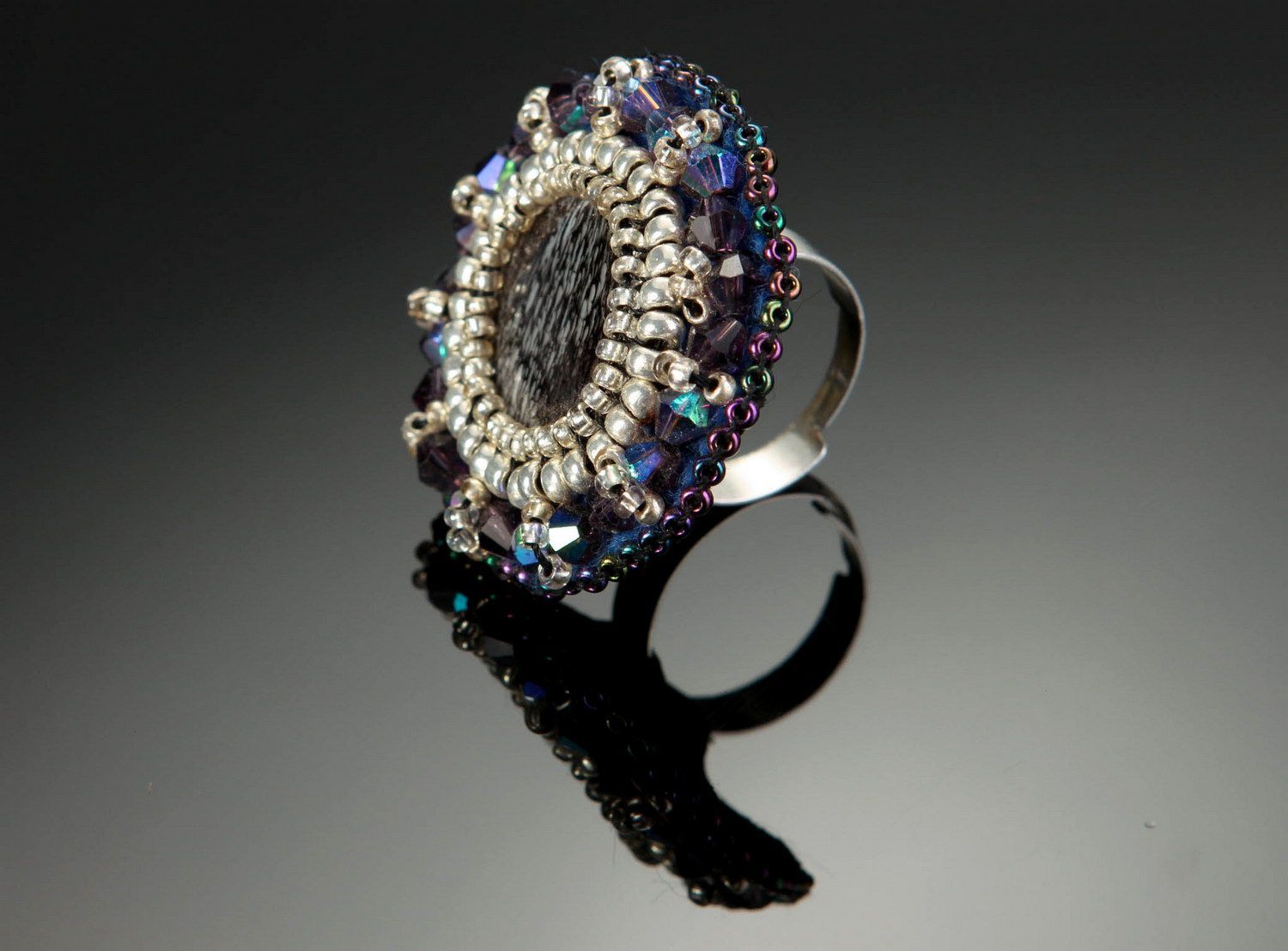 Ring with beads and pearl photo 1