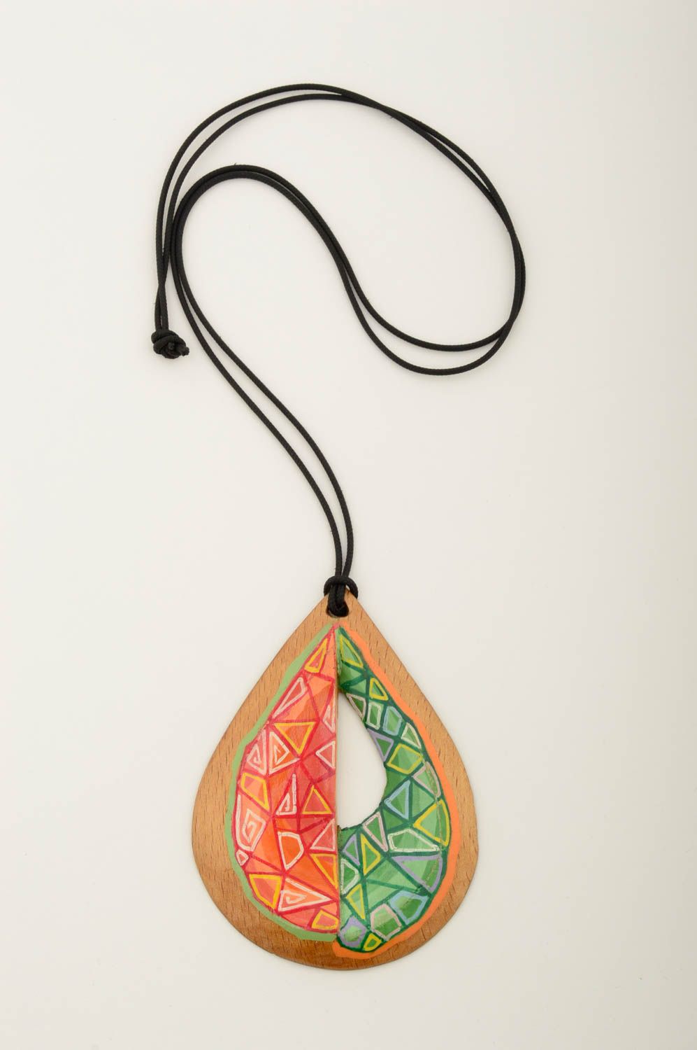 Handmade designer pendant wooden stylish accessory pendant in ethnic style photo 3