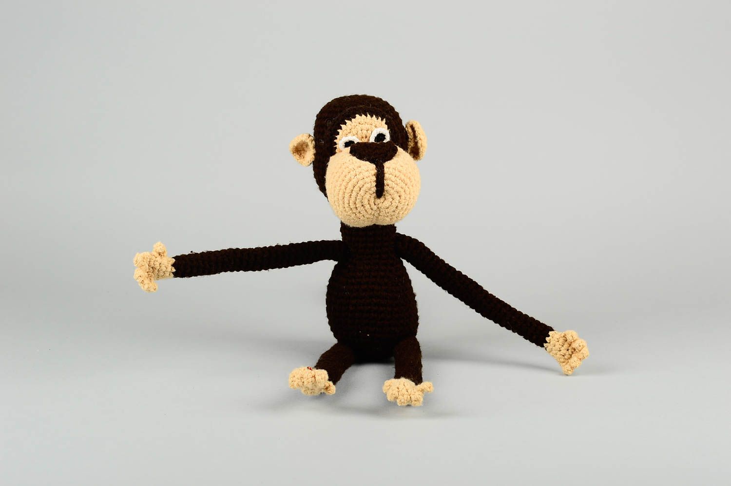 Jouet singe fait main Peluche tricot au crochet Décoration maison amusante photo 1