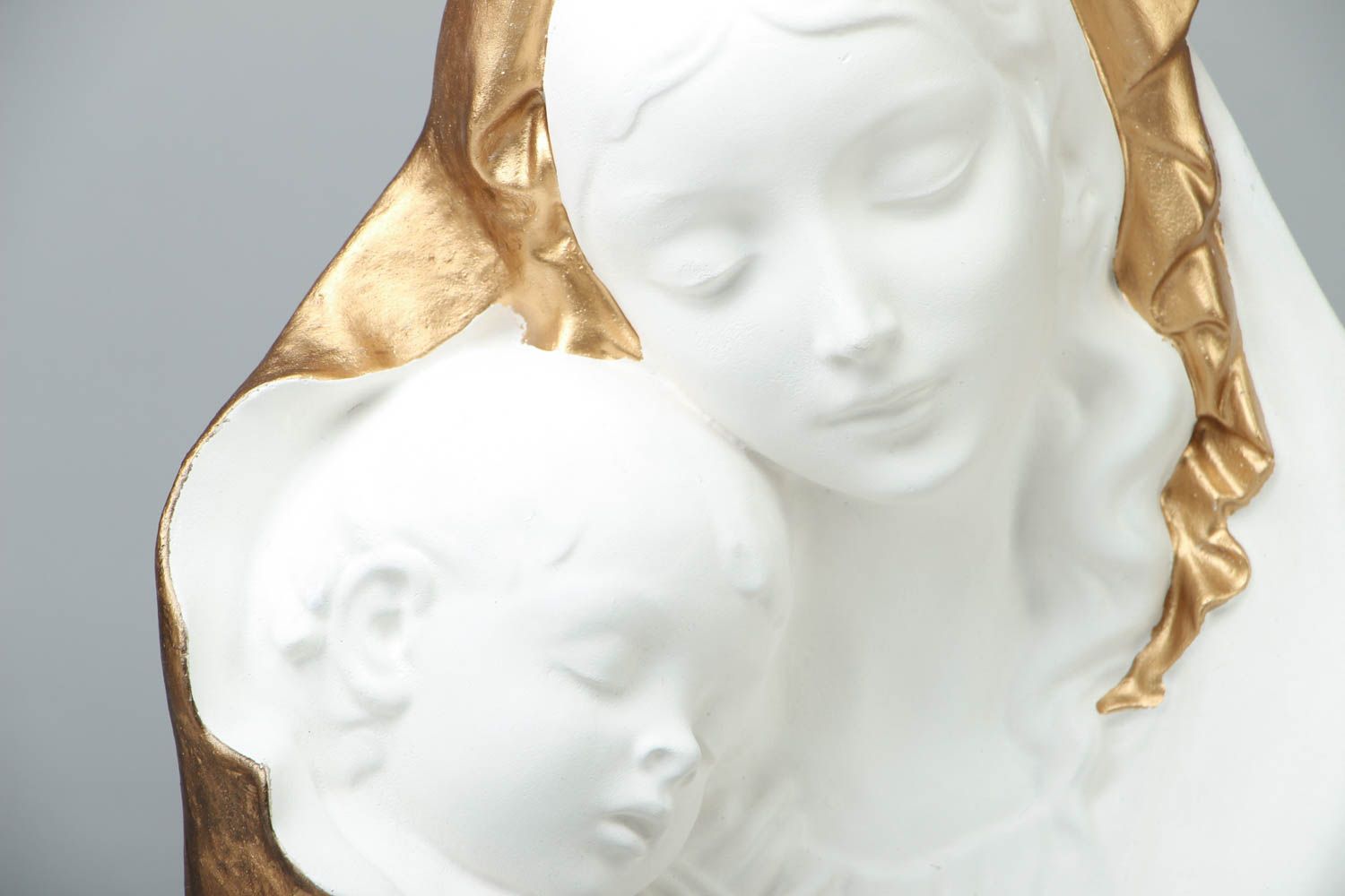 Plaster wall miniature Madonna with Baby photo 2