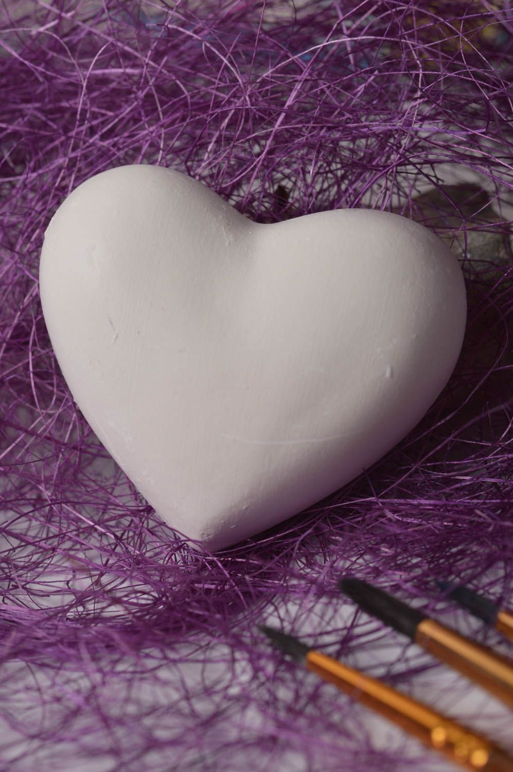 Figurine coeur faite main Figurine en plâtre à décorer Loisirs créatifs photo 1