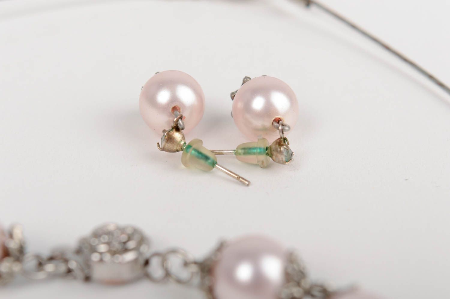 Set de bijoux faits main en fausses perles bracelet collier boucles d'oreilles photo 5