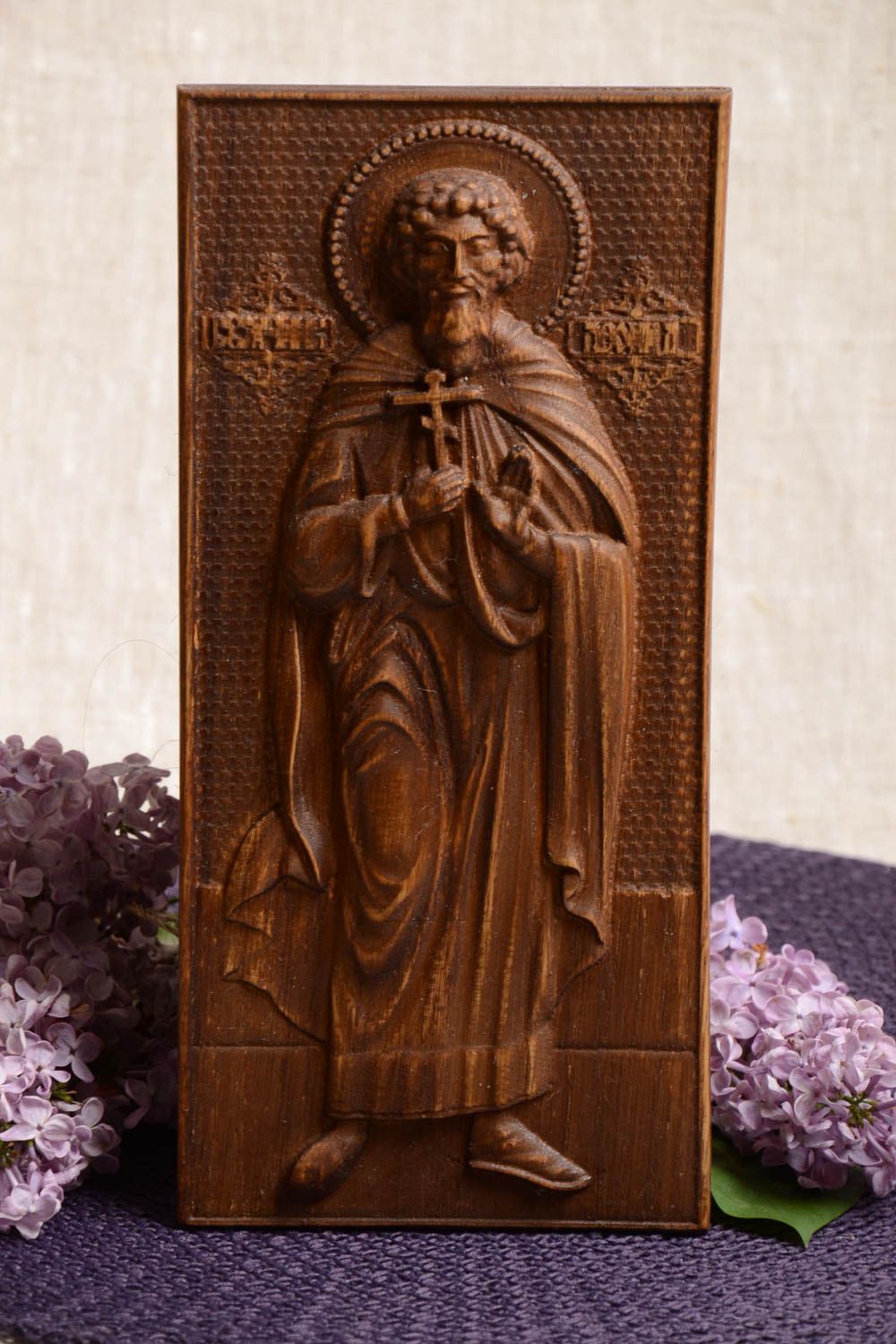 Icono de madera artesanal pequeño tallado rectangular foto 1