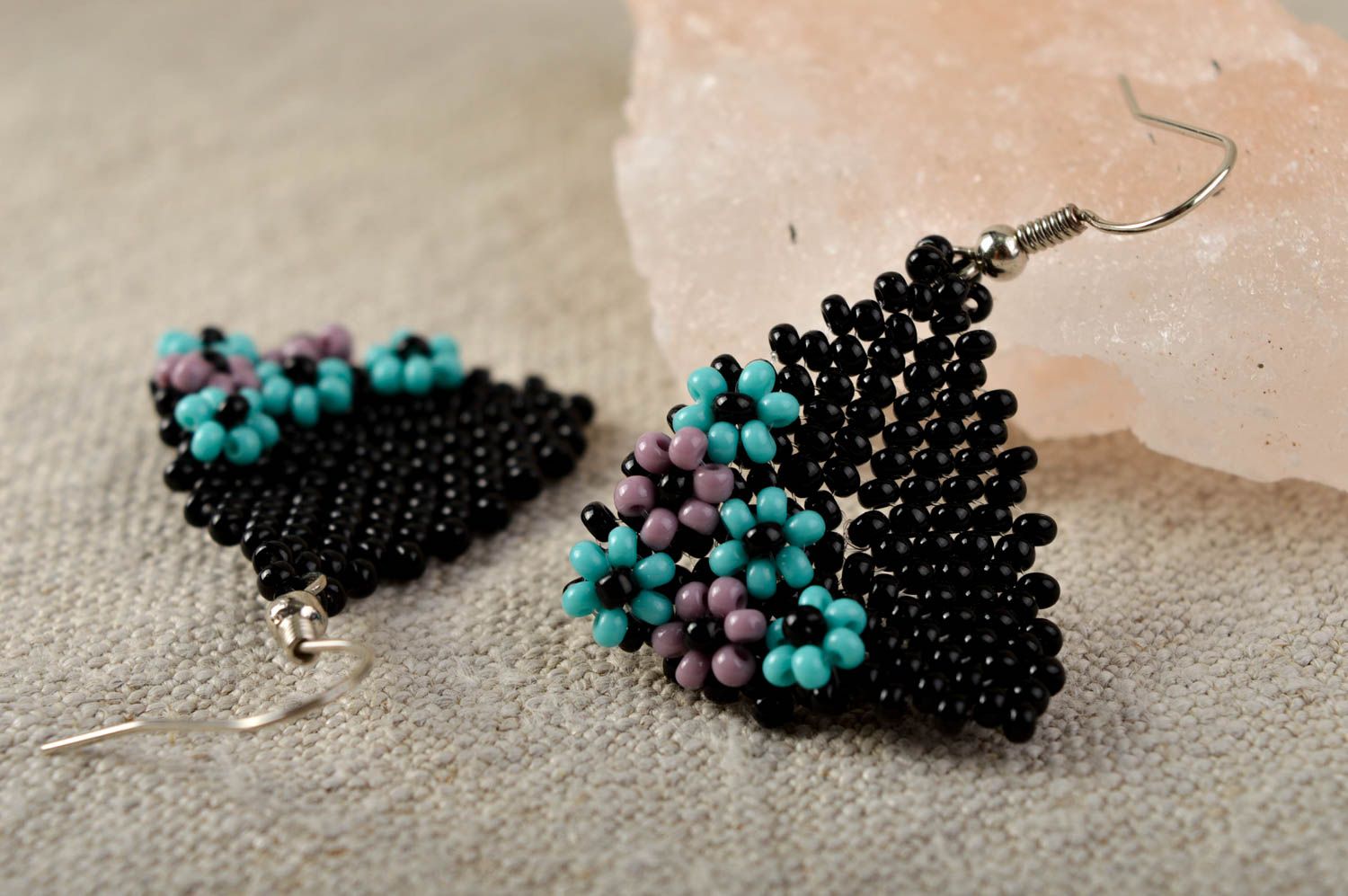 Unusual handmade beaded earrings fashion tips costume jewelry designs gift ideas photo 1