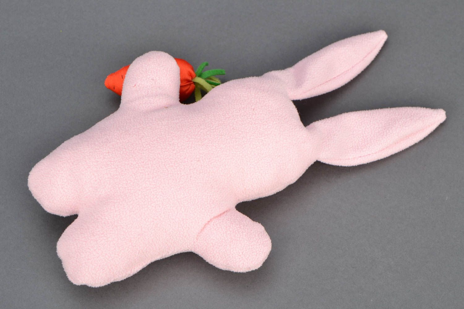 Тканевая игрушка ручной работы Заяц с морковкой  фото 4