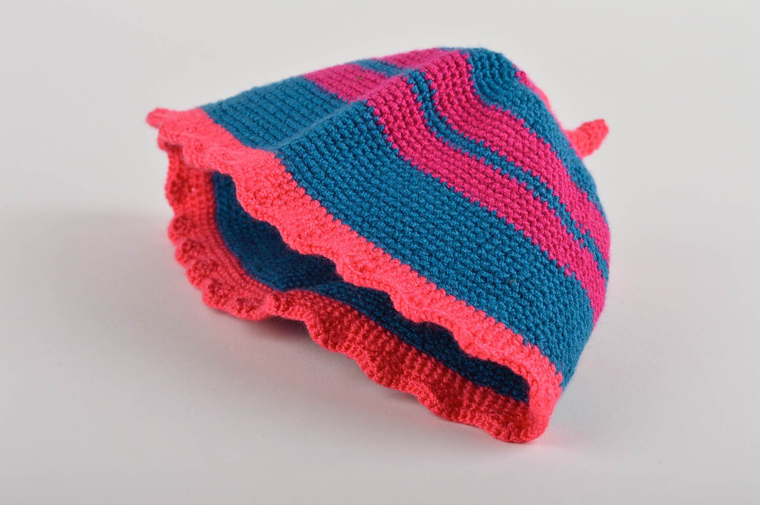 Bonnet tricot fait main Chapeau au crochet Vêtement femme beau original photo 5
