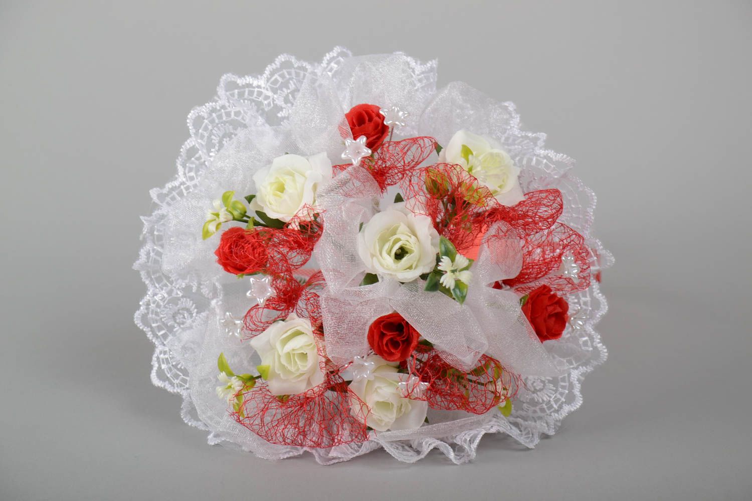 Свадебный букет цветов из атласных лент ручной работы авторский красивый фото 2