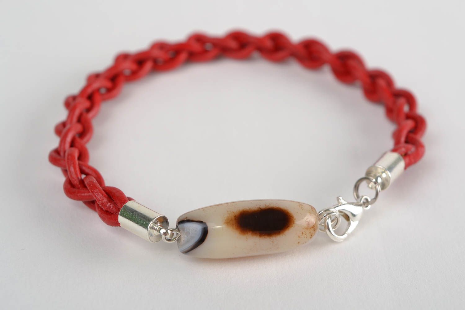 Unusual beautiful handmade red woven leather bracelet with natural agate stone photo 3