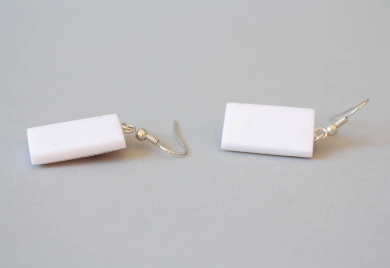 Earrings with rectangular charms photo 4