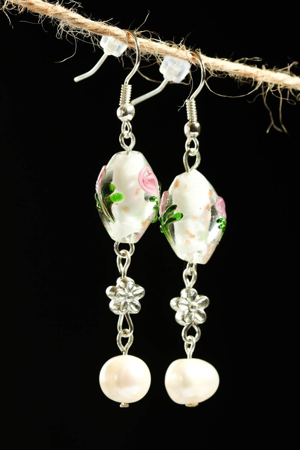 Boucles d'oreilles perles verre Bijou fait main pendantes Cadeau pour femme photo 1