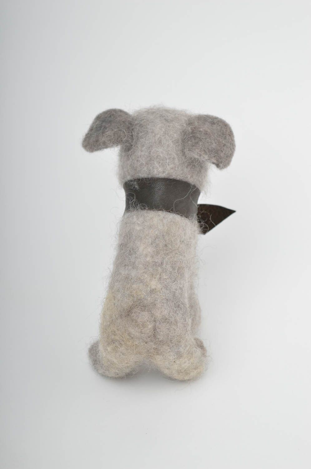Handmade Designer Spielzeug Haus Dekoration Deko Figur aus Wolle gefilzt Welpe foto 4