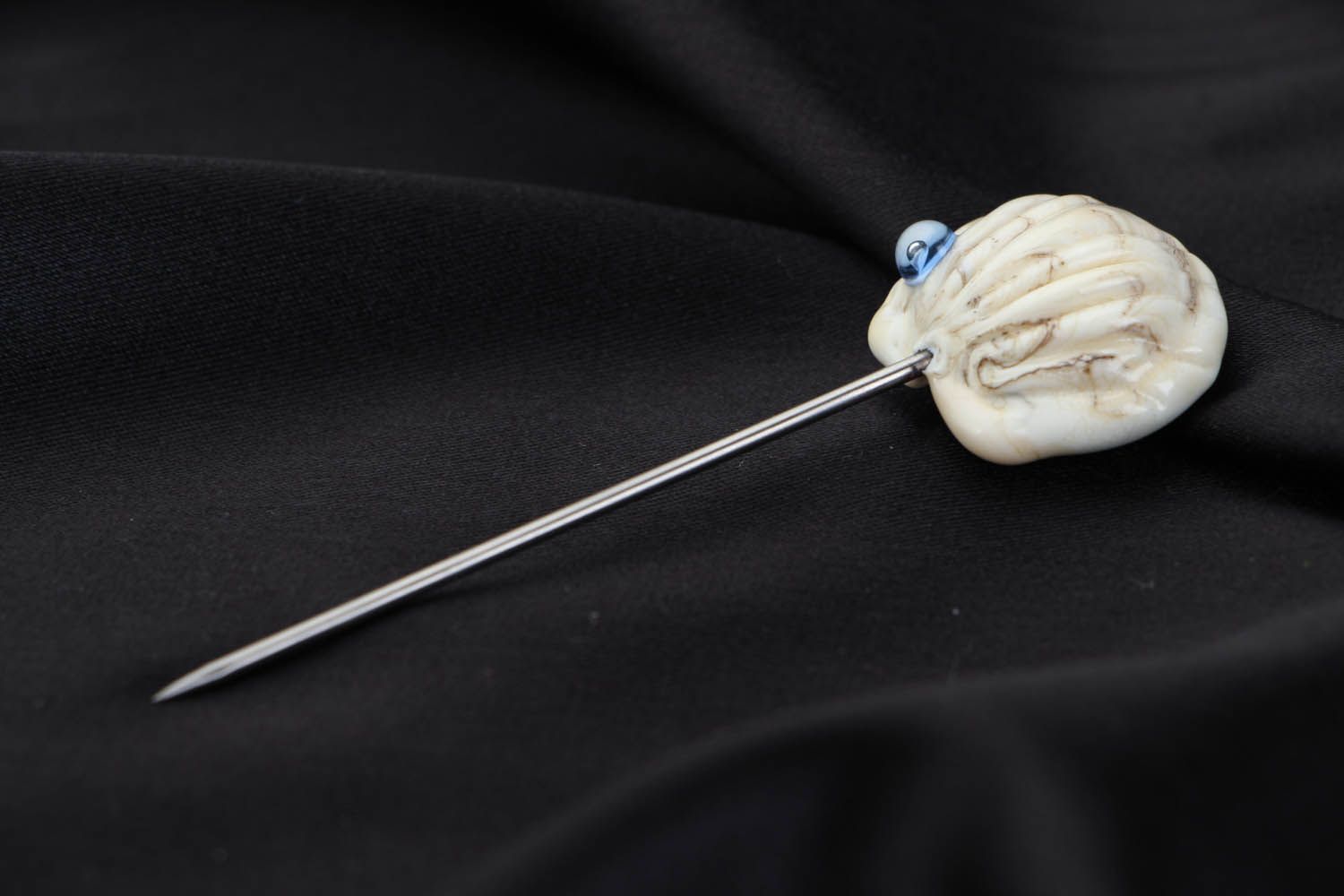Handmade Anstecknadel Muschel mit einer Perle foto 2