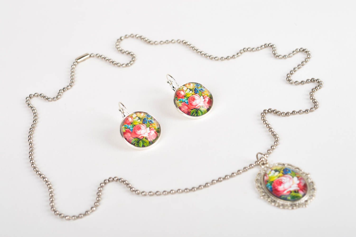 Handmade metal accessories stylish set of jewelry designer earrings and pendant photo 4