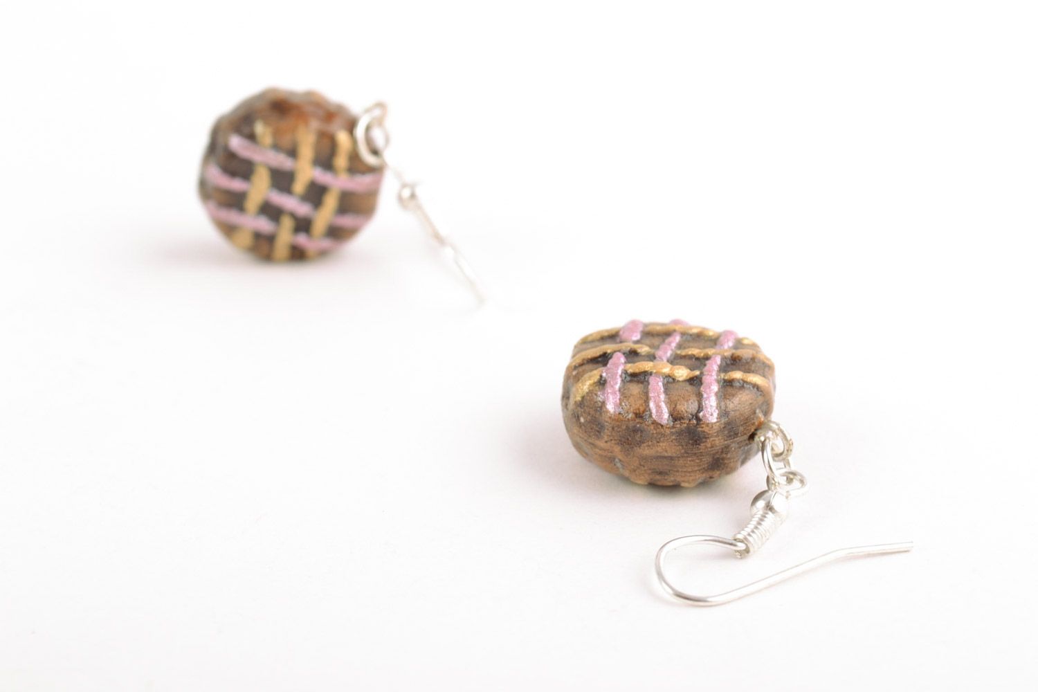 Small handmade ethnic round ceramic dangling earrings painted with acrylics photo 3
