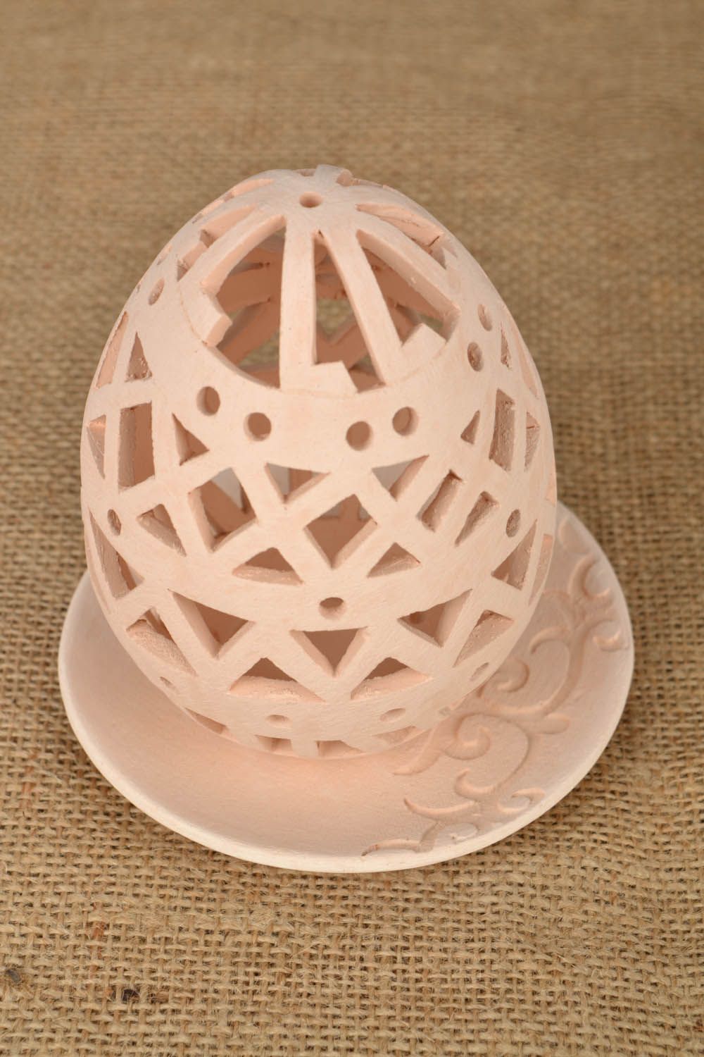 Ceramic egg candlestick photo 1