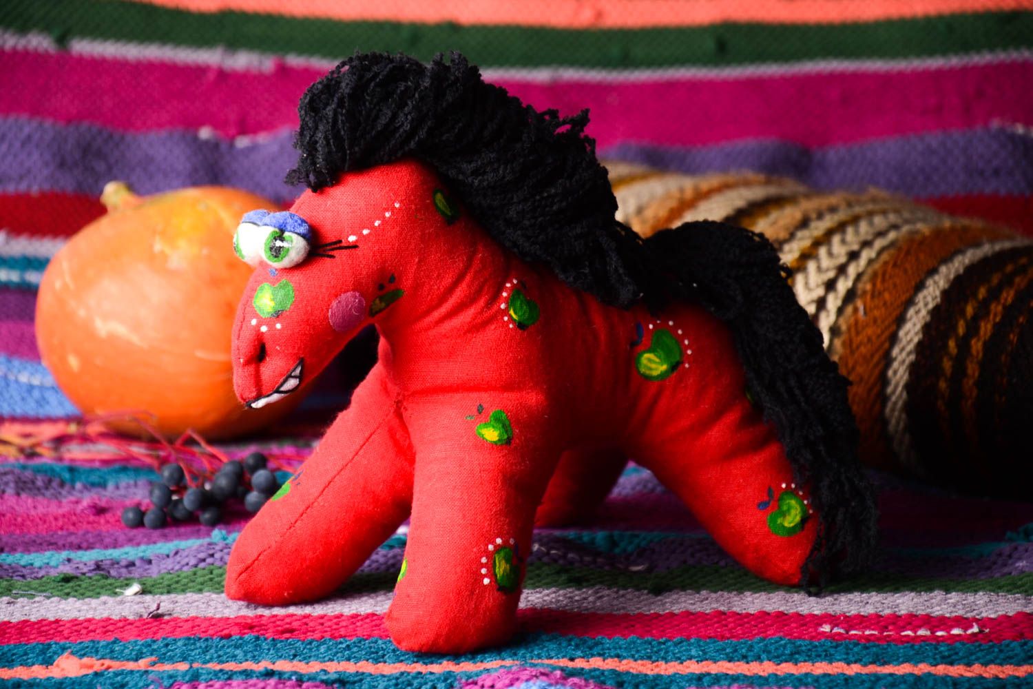 Stoff Tier handgemachtes Pferd Spielzeug in Rot originelles Geschenk für Kinder foto 1