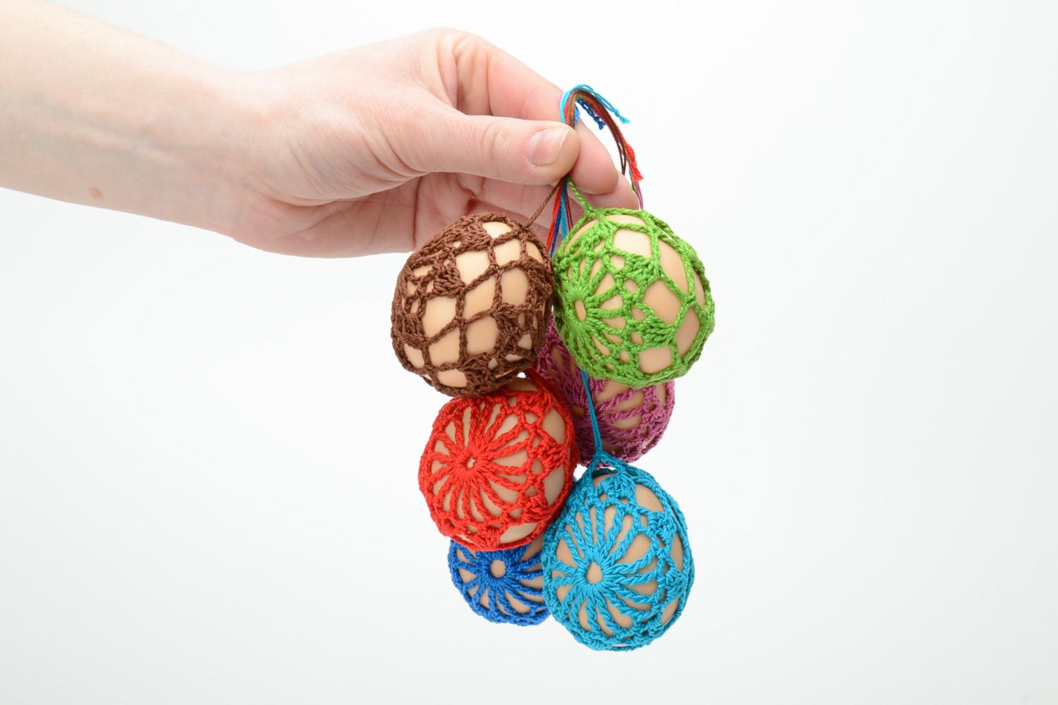 Handmade interior pendant Easter eggs crochet over with cotton threads 6 items photo 5