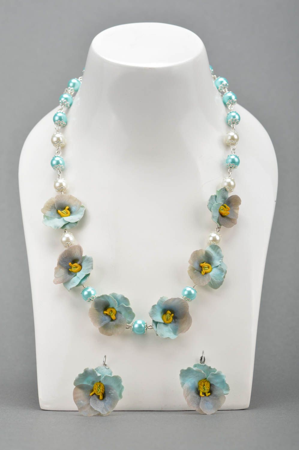 Beautiful handmade polymer clay jewelry set flower necklace and earrings photo 3