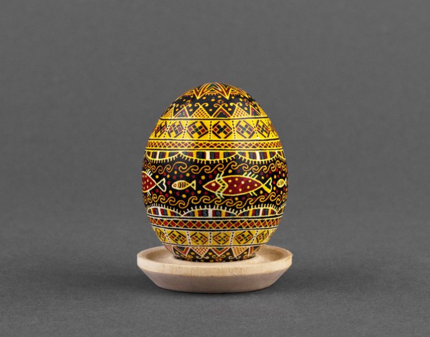 Easter egg painted by hand photo 2