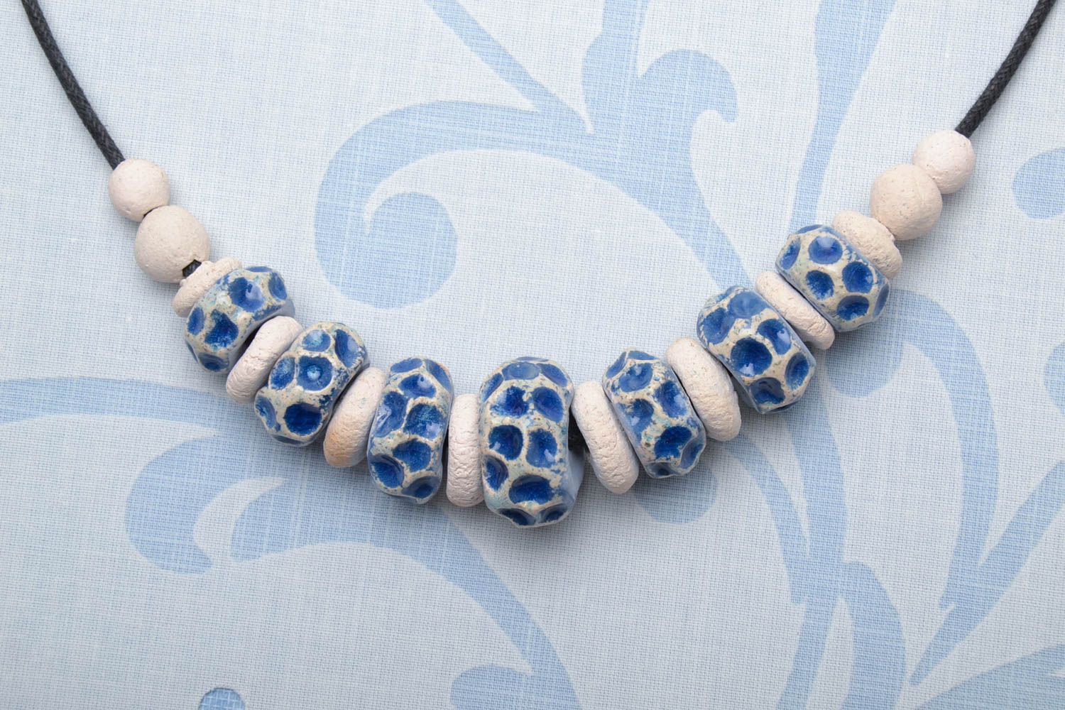 Handmade ceramic necklace photo 1