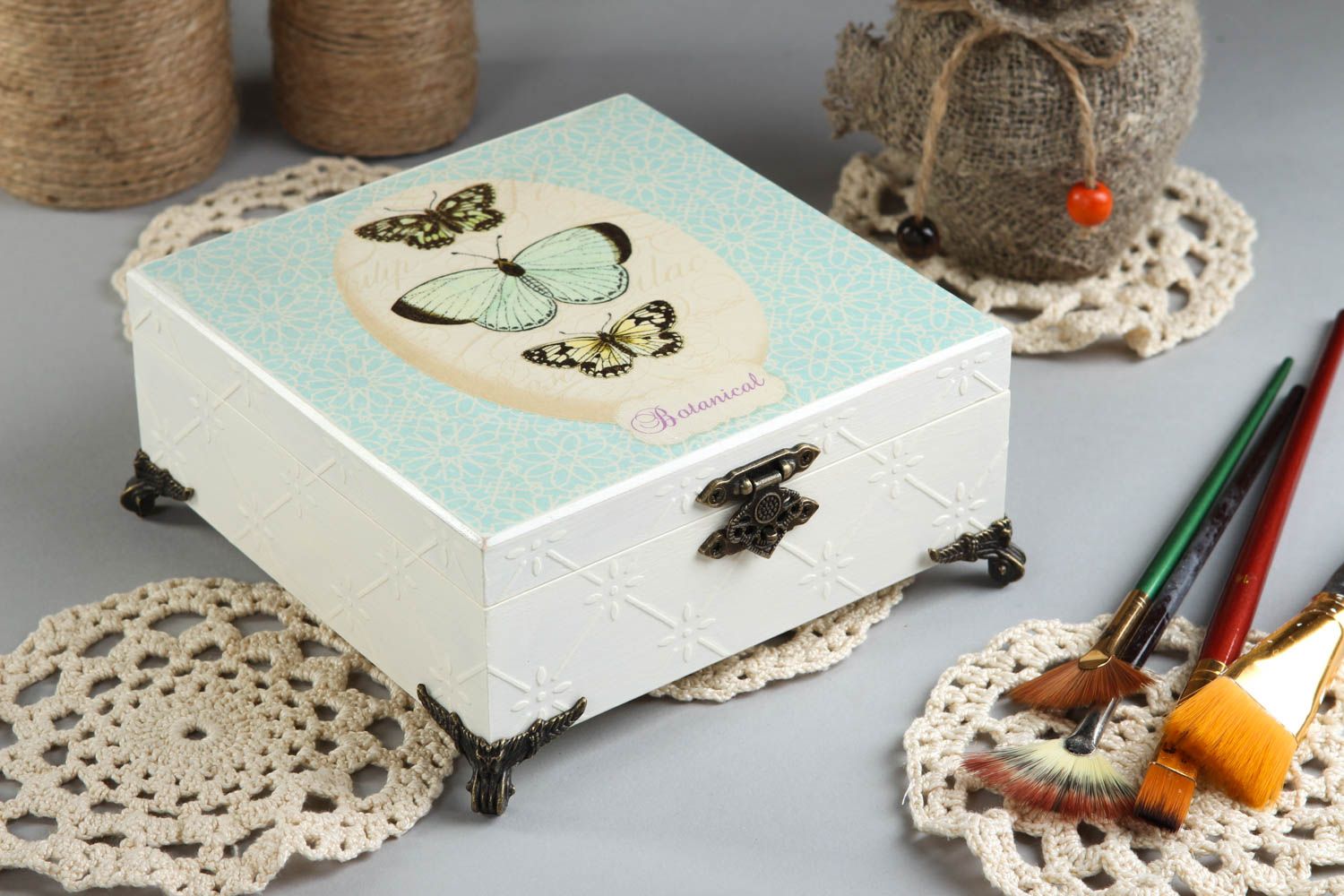 Handmade Holzkiste mit Deckel Geschenk für Frau Holz Schatulle Schmetterlinge foto 1