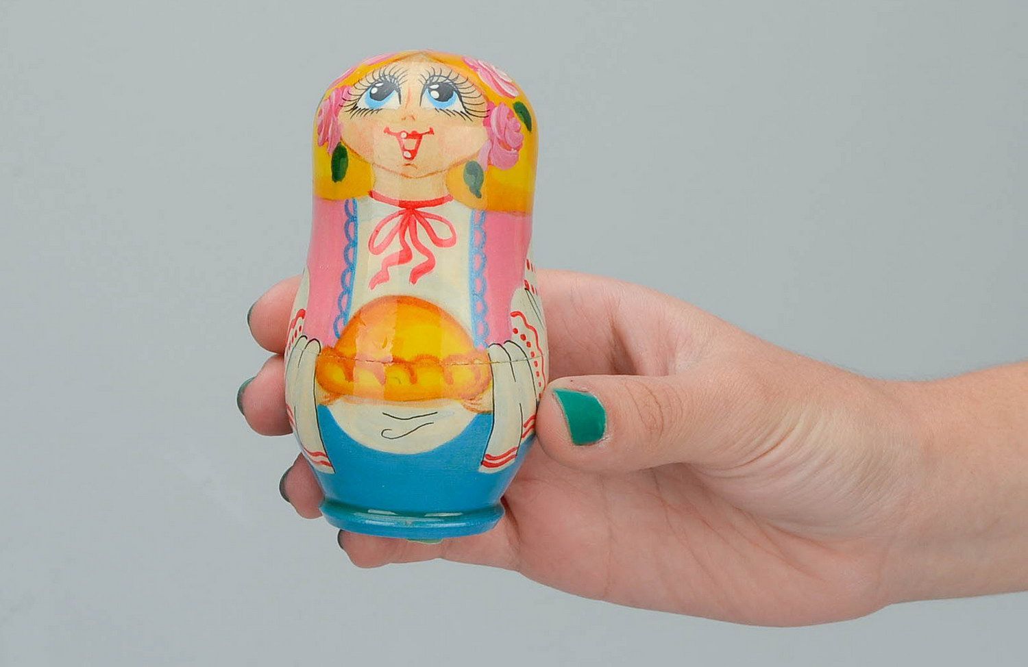 Handmade nesting doll with round loaf photo 5
