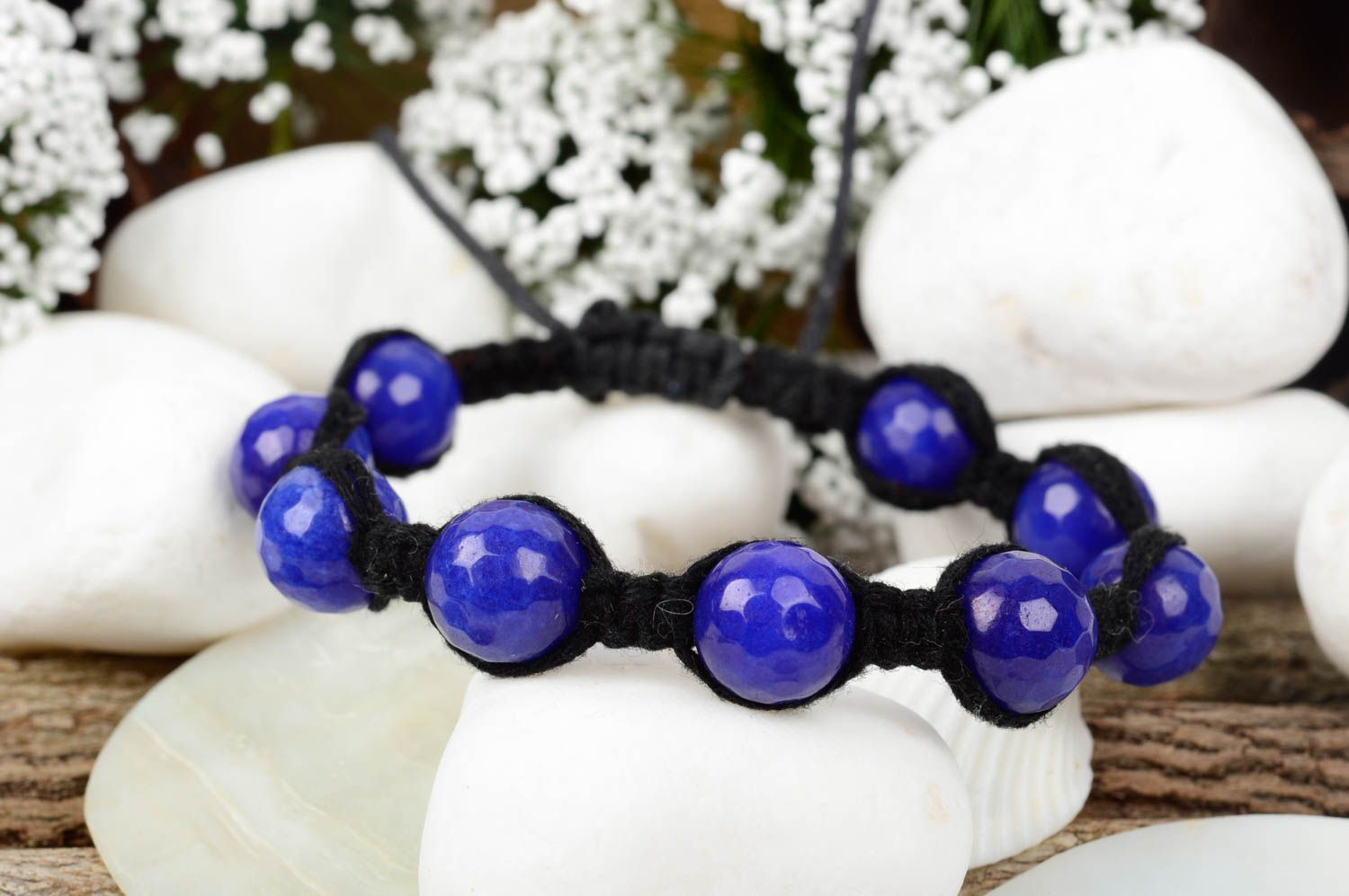 Bracelet textile Bijou fait main noir boules bleues de saphir Accessoire femme photo 1