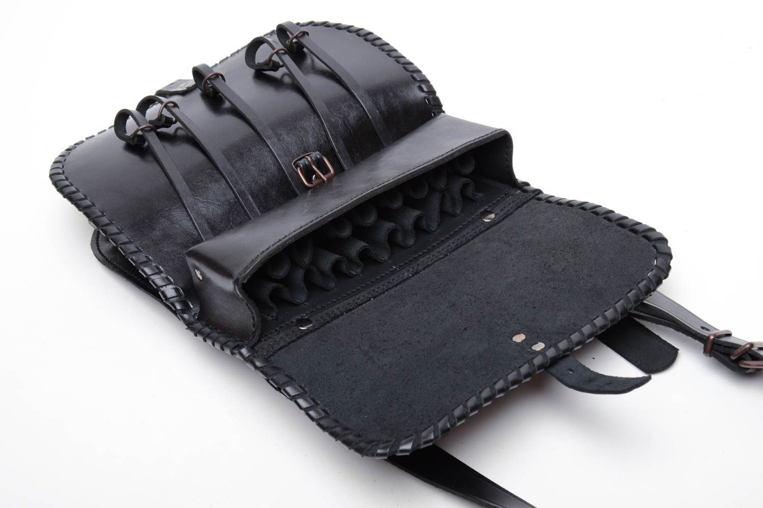 Schwarze Jagdtasche aus Leder foto 2