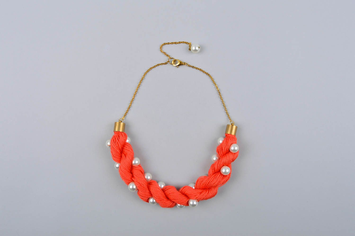 Handmade korallrotes Damen Collier Schmuck Halskette Accessoire für Frauen Zopf foto 2