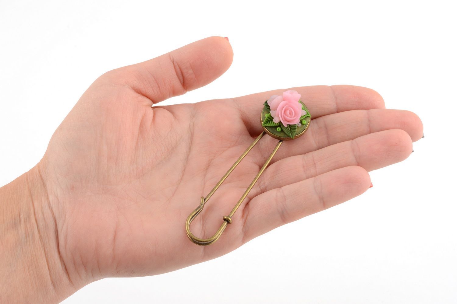 Petite broche ronde faite main fleurs roses en pâte polymère avec épingle photo 5