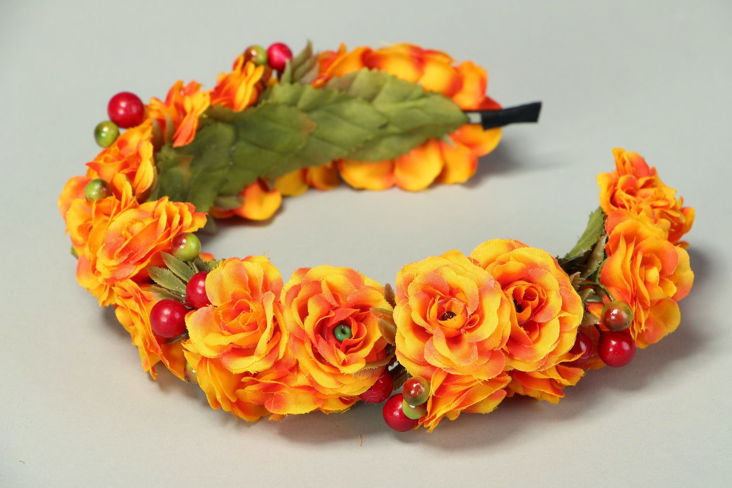 Headband with fabric flowers photo 3