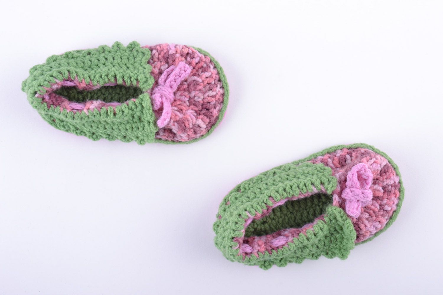Tender lilac and green handmade baby shoes crocheted of cotton and wool for girl photo 4