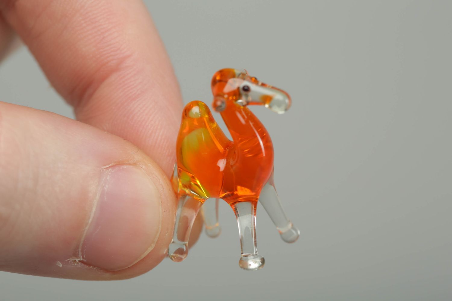 Figura de cristal en técnica de lampwork Camello foto 4