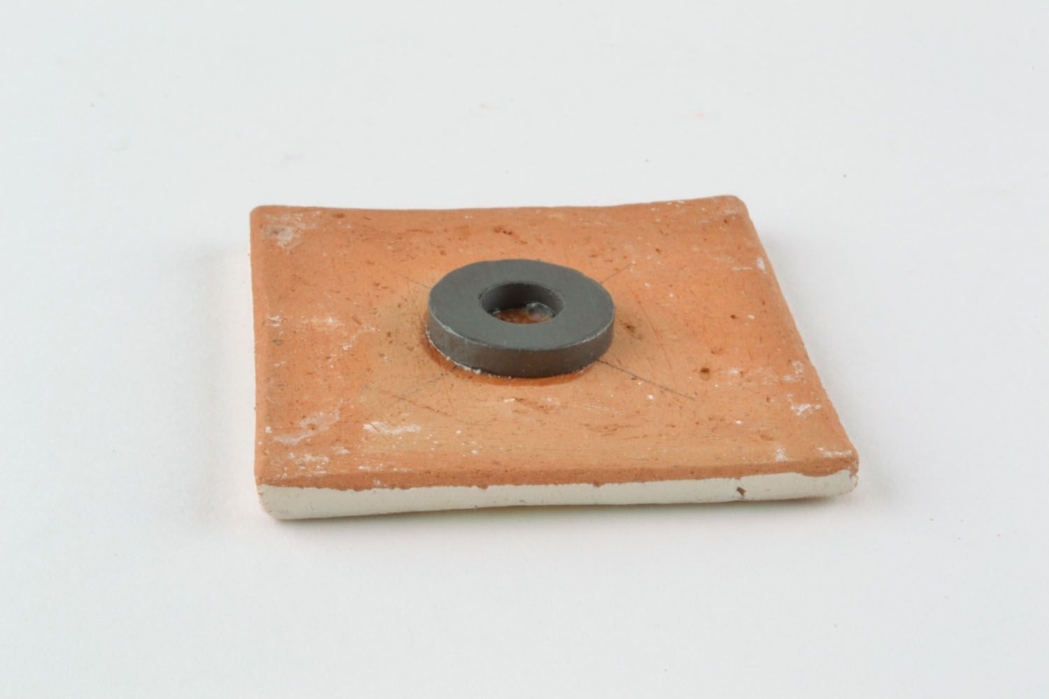 Magnet céramique carré pour réfrigérateur fait main photo 5