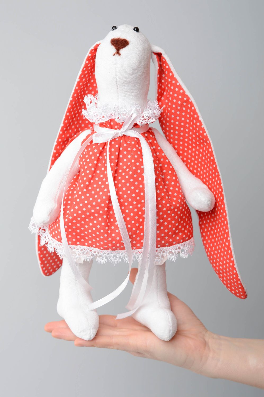 Мягкая игрушка заяц с длинными ушами из хлопка и трикотажа фото 4
