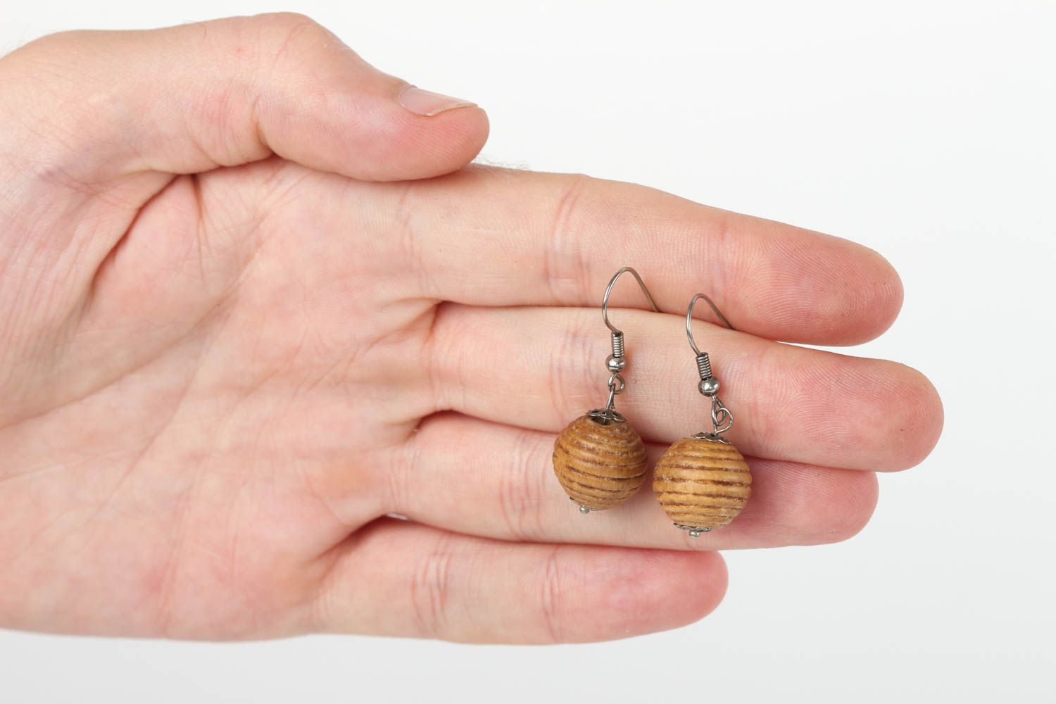 Holz Ohrringe handmade Damen Schmuck Accessoires für Frauen rund ungewöhnlich  foto 5
