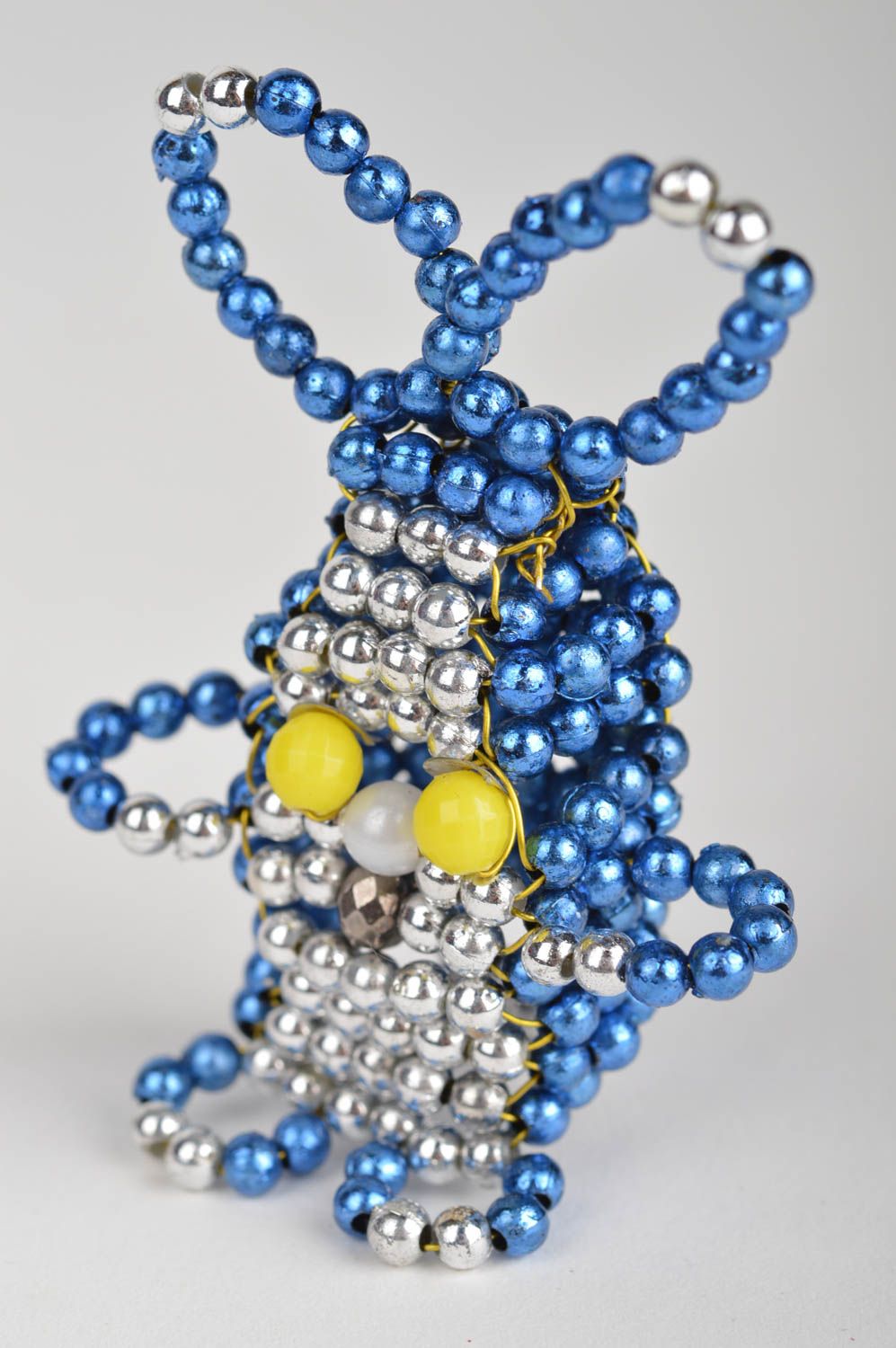 Petite marionnette à doigt en perles de rocaille bleue faite main lapin photo 2