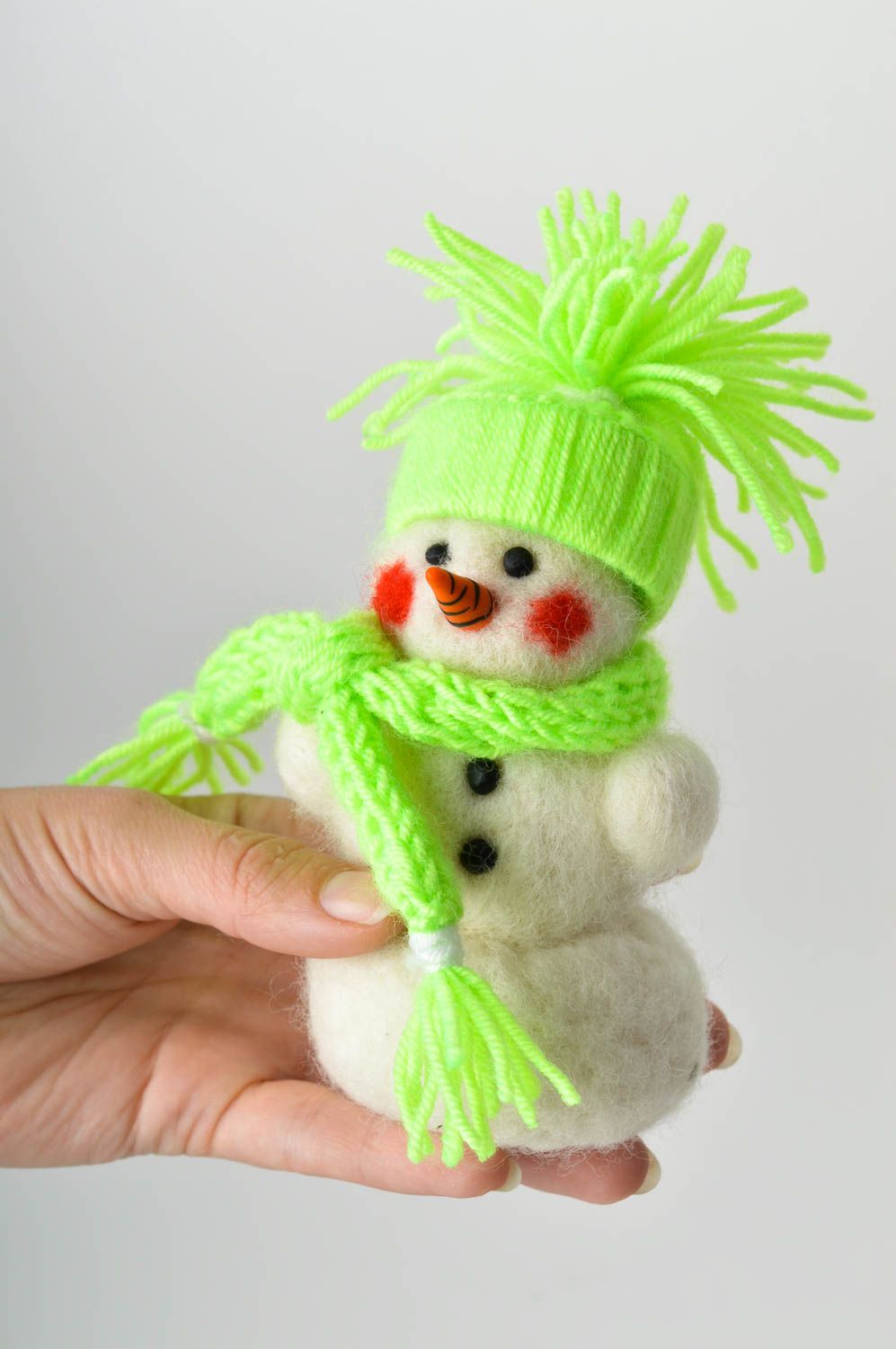 Peluche bonhomme de neige faite main décorative en laine feutrée Déco de Noël photo 2