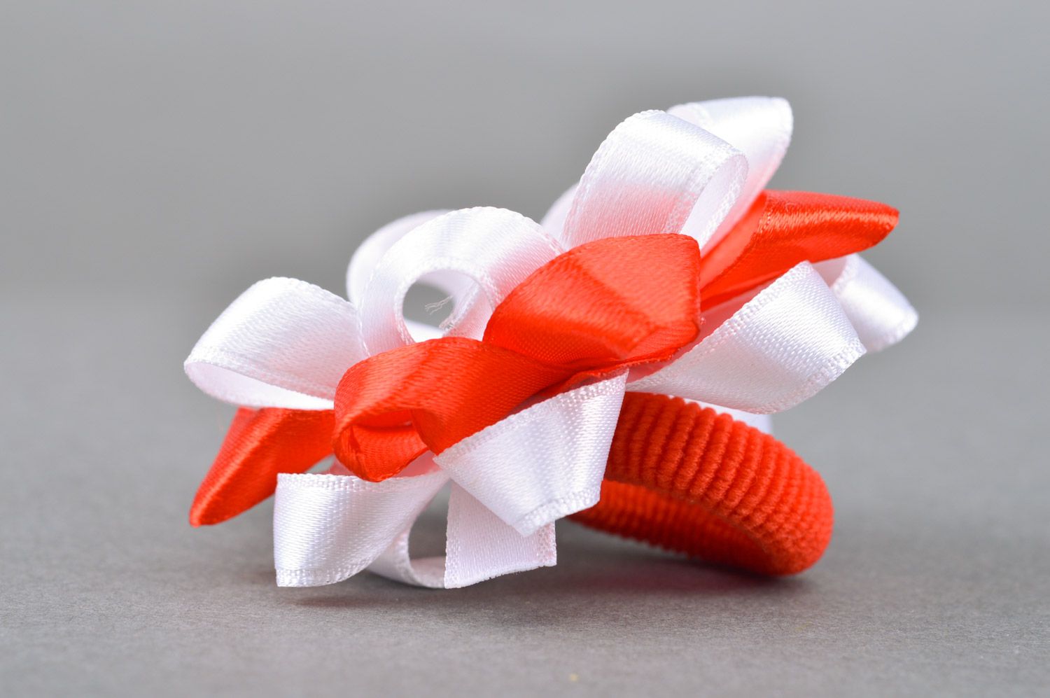 Handmade decorative hair tie with flower sewn of red and white satin ribbons  photo 5