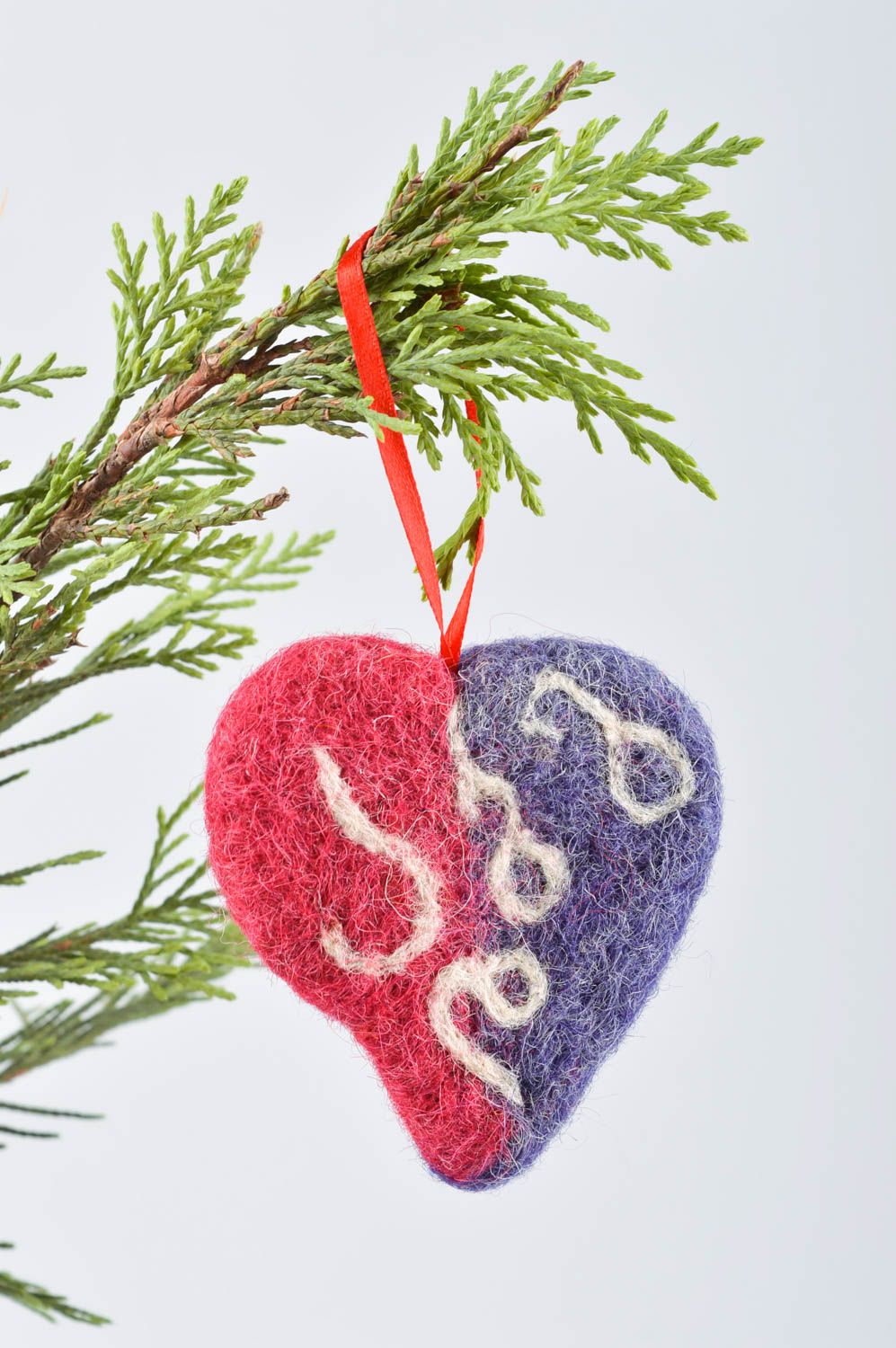 Coeur doux fait main Suspension décorative bleu-rouge en laine Déco maison photo 2