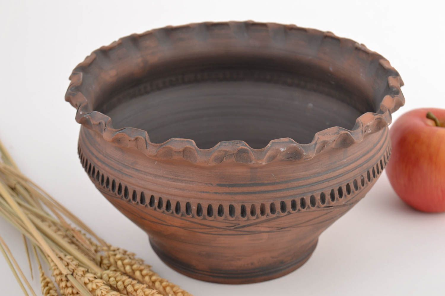 Large handmade designer clay bowl wit pattern 2.5 l photo 1