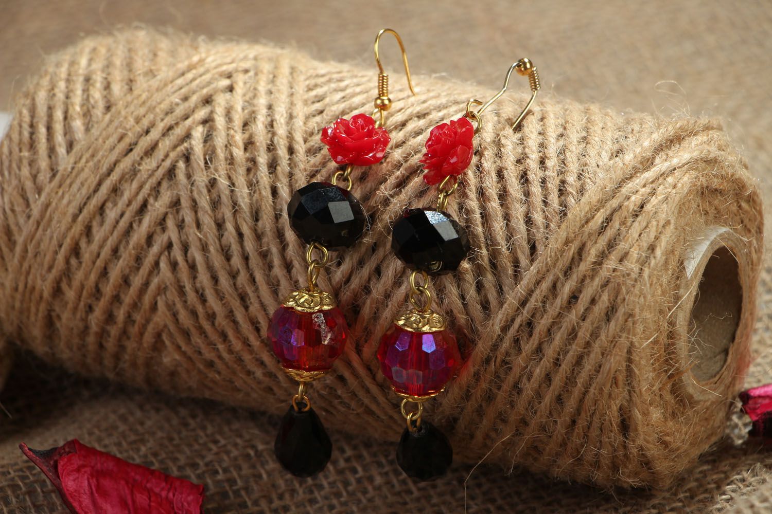 Beautiful handmade long earrings photo 3