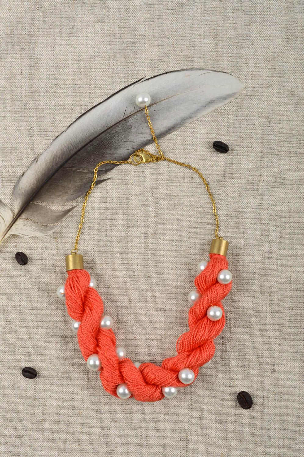 Handmade korallrotes Damen Collier Schmuck Halskette Accessoire für Frauen Zopf foto 1