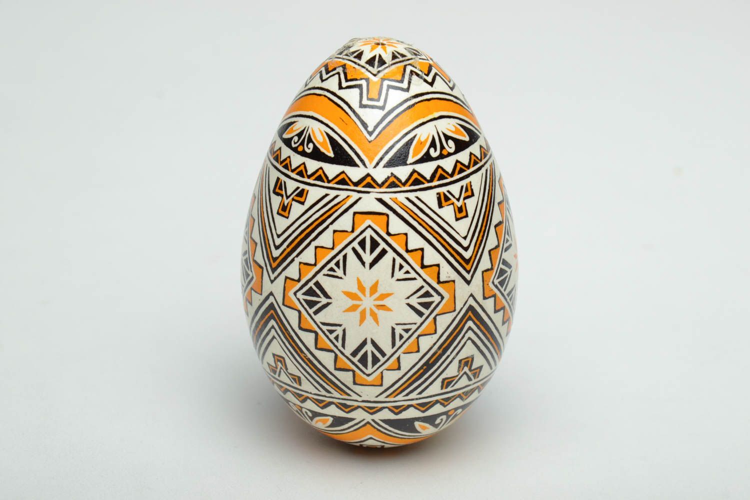 Oeuf de Pâques décoratif fait main original peint avec motif traditionnel photo 2