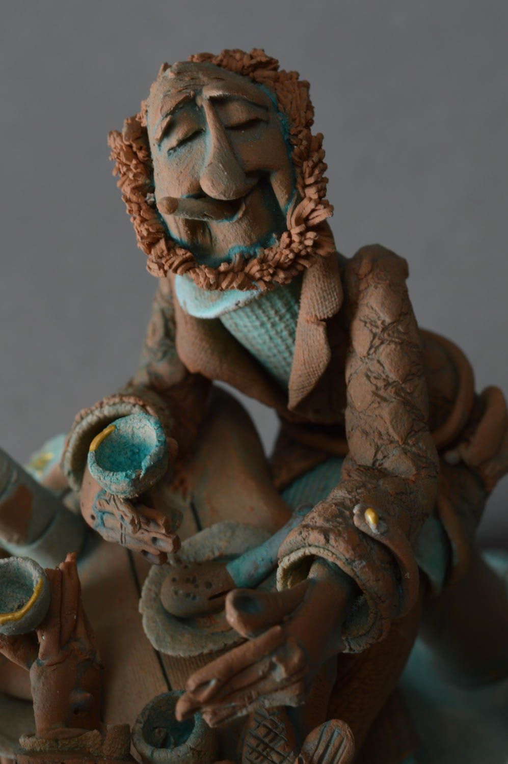 Красивая глиняная статуэтка забавная миниатюра ручной работы Встреча друзей фото 3