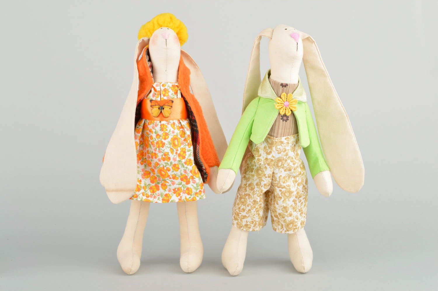 Set of 2 handmade designer soft toys sewn of cotton couple of rabbits for kids photo 2